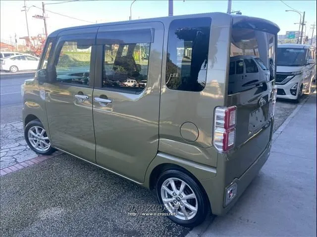 トヨタ ピクシスメガ