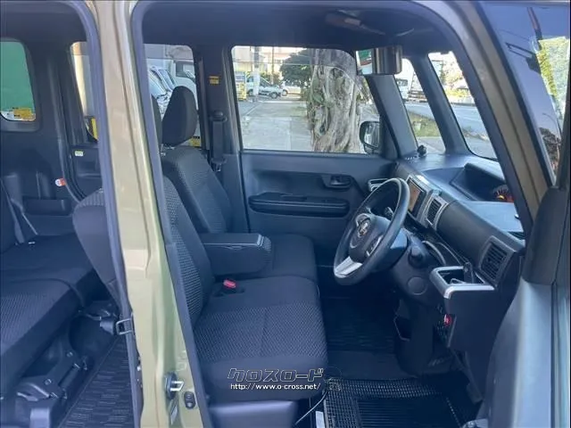 トヨタ ピクシスメガ