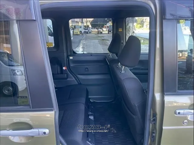 トヨタ ピクシスメガ