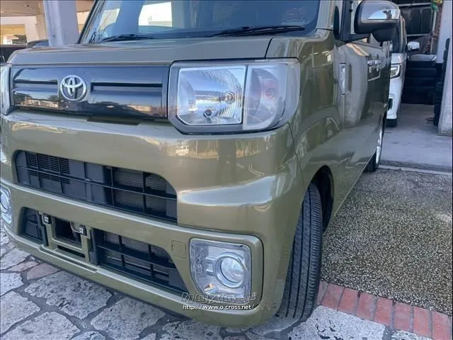 トヨタ ピクシスメガ