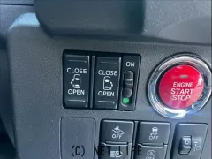 トヨタ ピクシスメガ