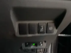 トヨタ プリウスα