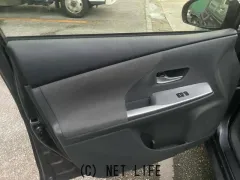 トヨタ プリウスα