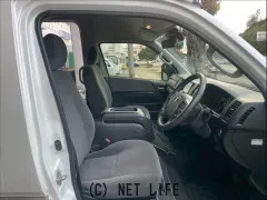 トヨタ ハイエース