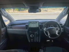 三菱 デリカD：5