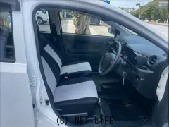 ダイハツ ミライース