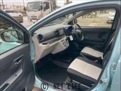 ダイハツ ミライース