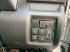 ダイハツ ロッキー