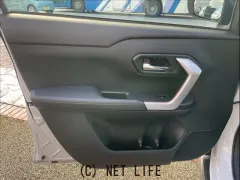 ダイハツ ロッキー