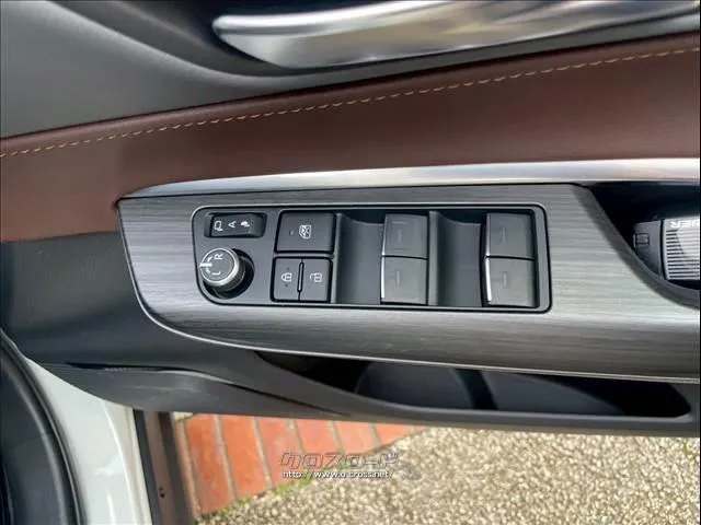 トヨタ ハリアーハイブリッド