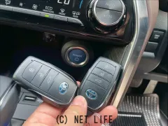 トヨタ ハリアーハイブリッド