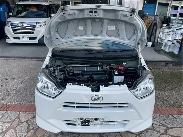 ダイハツ ミライース