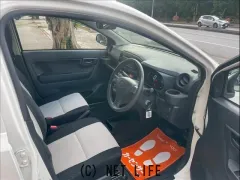 ダイハツ ミライース
