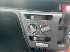 ダイハツ ミライース
