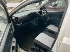 ダイハツ ミライース