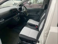 ダイハツ ミライース