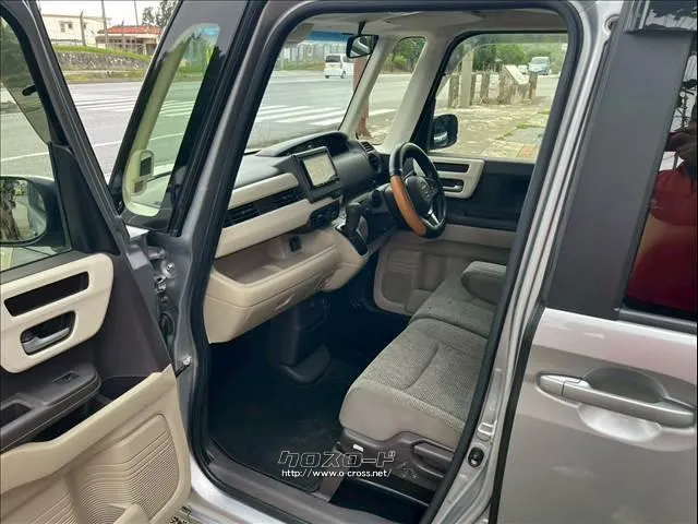 ホンダ N-BOX