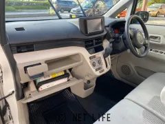 ダイハツ ムーヴ