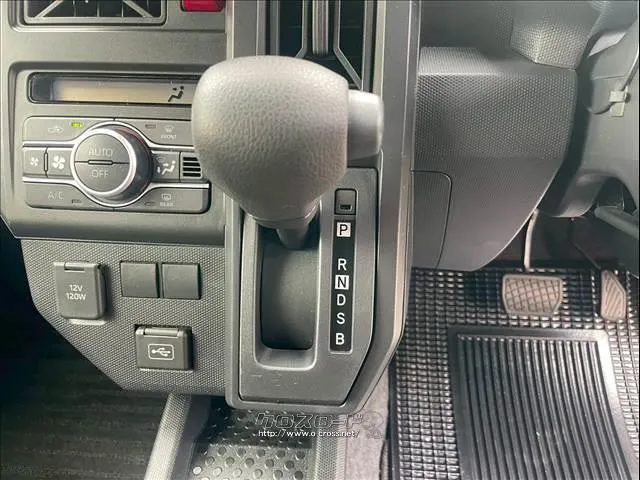 ダイハツ タフト