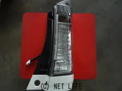 外装・エアロ 右テールランプ