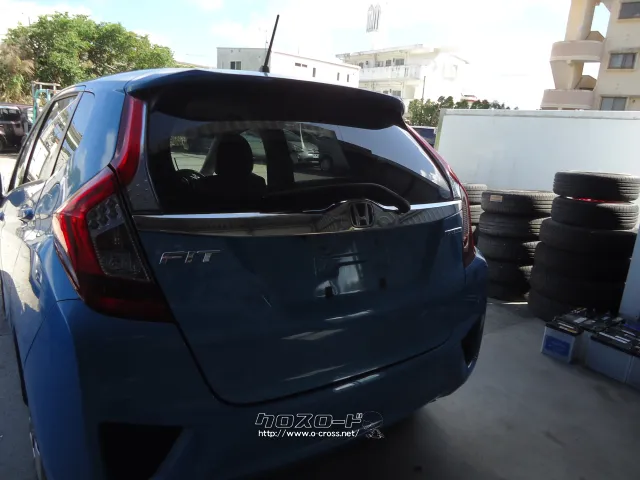 部品取車 フィットハイブリット