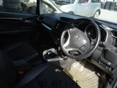 部品取車 フィットハイブリット