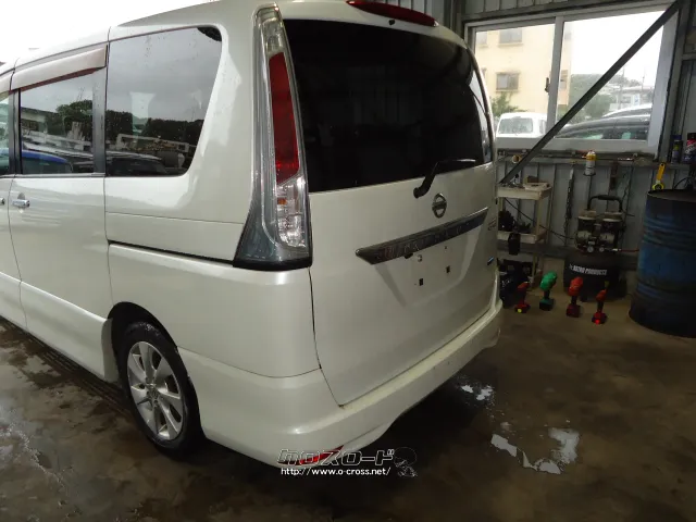 部品取車 セレナ