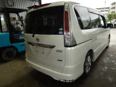 部品取車 セレナ