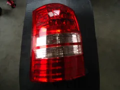 外装・エアロ 左テールランプ