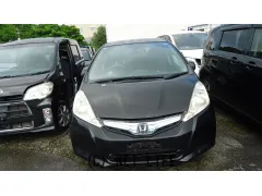 部品取車 フィット