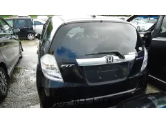 部品取車 フィット