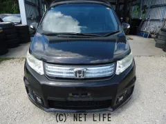 部品取車 フリードスパイク