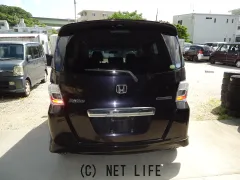 部品取車 フリードスパイク