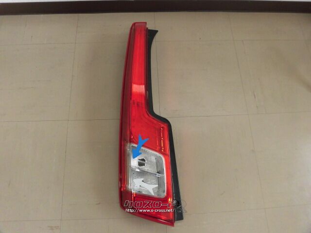 外装・エアロ 左テールレンズ