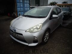 部品取車 トヨタ、アクア 部品取り車