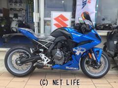スズキ GSX-8S