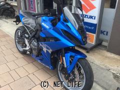 スズキ GSX-8S