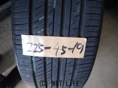 タイヤ 19インチ 225/45R/19 　ヨコハマ