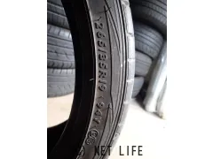 タイヤ 19インチ