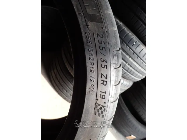 タイヤ 19インチ