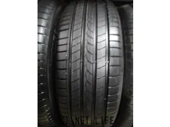 タイヤ 16インチ２１５／６０Ｒ１６ピレリ工賃込２５年製