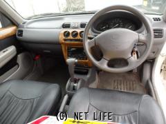 光岡自動車 ビュート