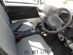 日産 NT100クリッパー
