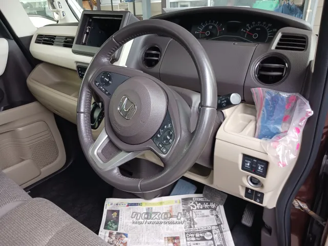 ホンダ N-BOX