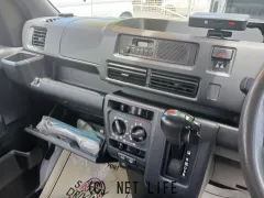 ダイハツ ハイゼットカーゴ