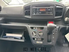 ダイハツ ミライース