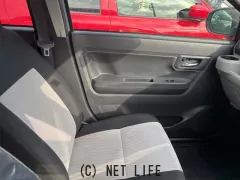 ダイハツ ミライース