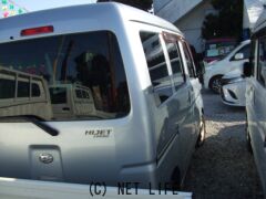 ダイハツ ハイゼットカーゴ