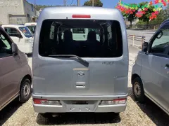 ダイハツ ハイゼットカーゴ