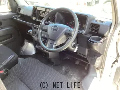 ダイハツ ハイゼットカーゴ